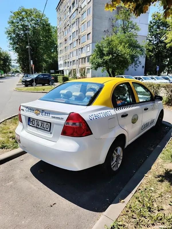 Second-hand Chevrolet Aveo 86 CP (63 kW) 2011 Alb Berlinǎ
