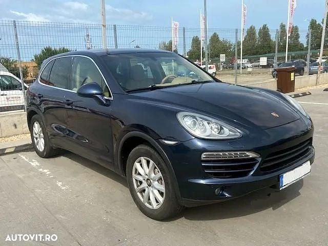 Culoarealbastru Utilizat 2012 Porsche Cayenne SUV | 13.900 EUR (Super Preț) - Imagine 1/4