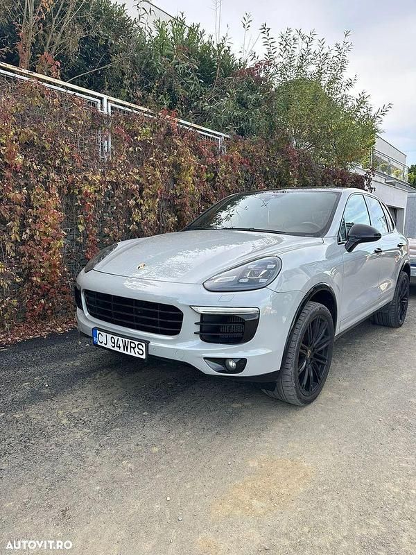 Culoaregri Utilizat 2014 Porsche Cayenne SUV | 26.500 EUR - Imagine 1/4
