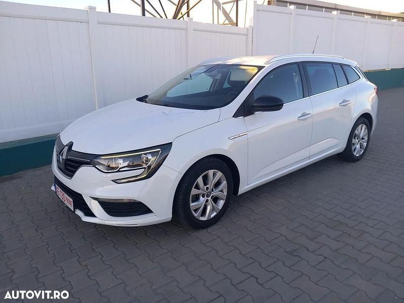 Culoarealb Utilizat 2020 Renault Mégane GrandTour Break | 10.400 EUR (Preț bun) - Imagine 1/4
