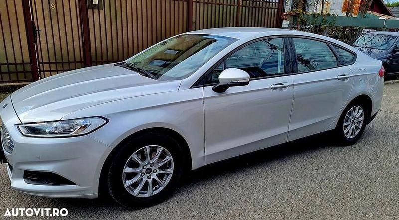 Second-hand Ford Mondeo 120 CP (88 kW) 2017 Culoaregri Berlinǎ
