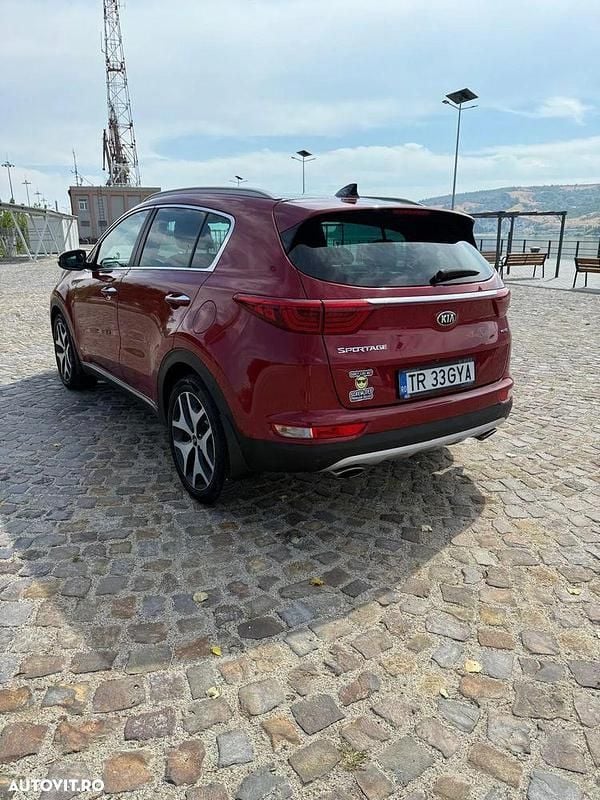 Culoarerosu Utilizat 2016 Kia Sportage GT-Line SUV | 10.999 EUR (Preț bun) - Imagine 1/4