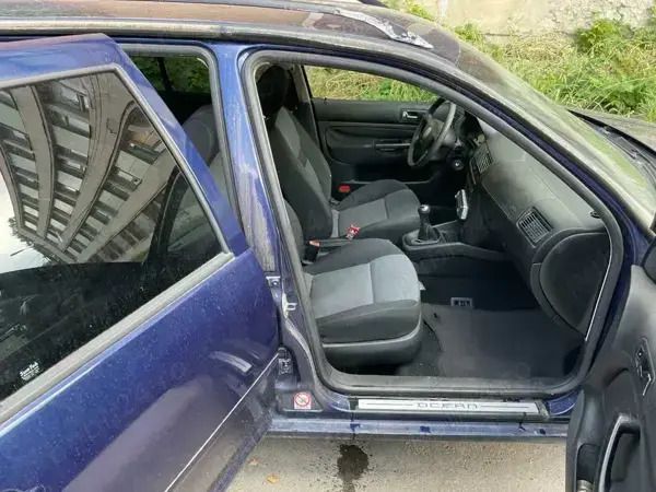 Utilizat 2005 VW Golf IV Break | 1.200 EUR (Preț bun) - Imagine 1/4