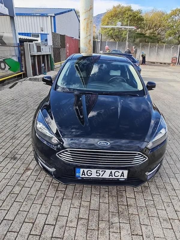 Negru Second-hand 2018 Ford Focus Titanium Hatchback | 8.700 EUR (Super Preț) - Imagine 1/4
