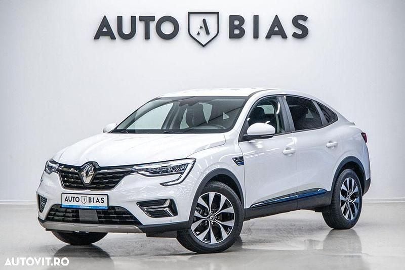 Culoarealb Utilizat 2021 Renault Arkana Intens SUV | 17.450 EUR (Preț OK) - Imagine 1/4
