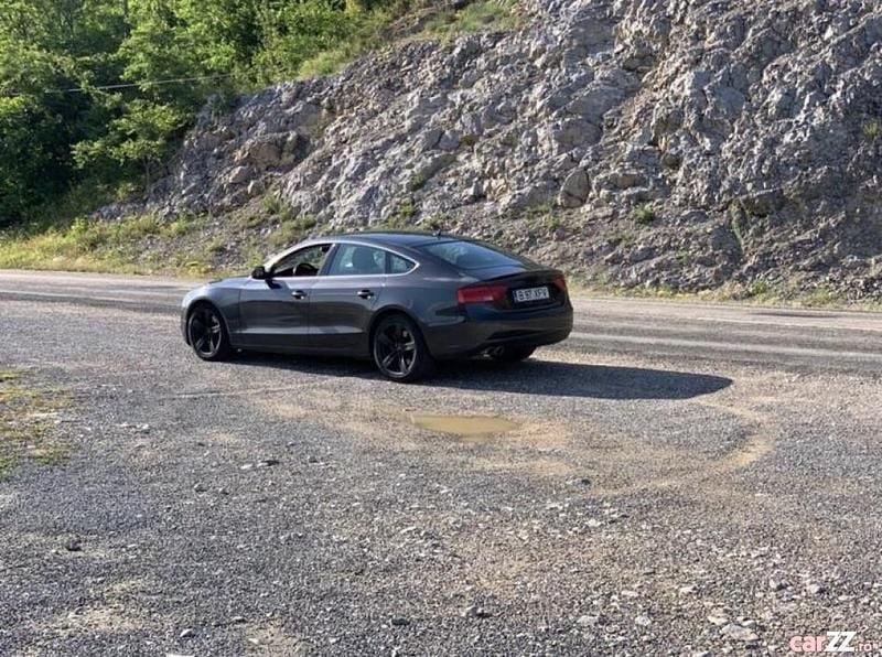Gri Utilizat 2016 Audi A5 Sport Coupe | 15.900 EUR (Super Preț) - Imagine 1/4