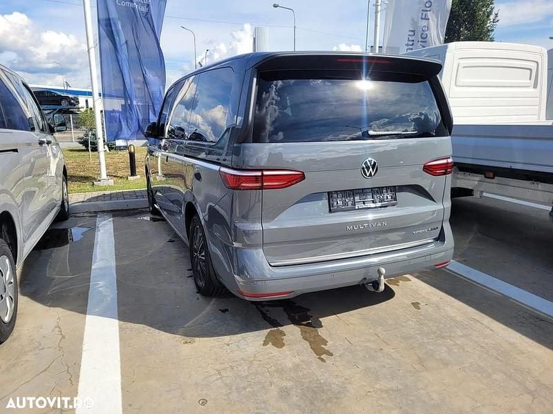 Nouă VW Multivan Style 245 CP (180 kW) 2025 Culoaregri Van