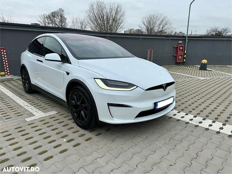 Second-hand Tesla Model X 14 kW (20 CP) 2022 Culoarealb SUV