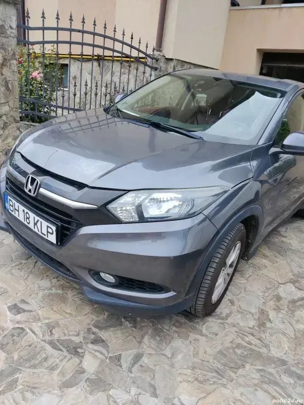 Gri Utilizat 2016 Honda HR-V SUV | 11.500 EUR (Preț bun) - Imagine 1/4