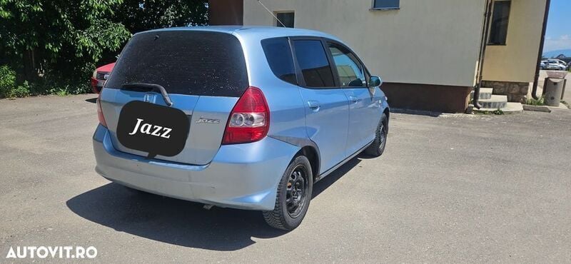 Albastru Utilizat 2005 Honda Jazz Hatchback | 1.799 EUR - Imagine 1/4