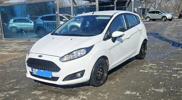 Second-hand Ford Fiesta 95 CP (69 kW) 2016 Alb Hatchback