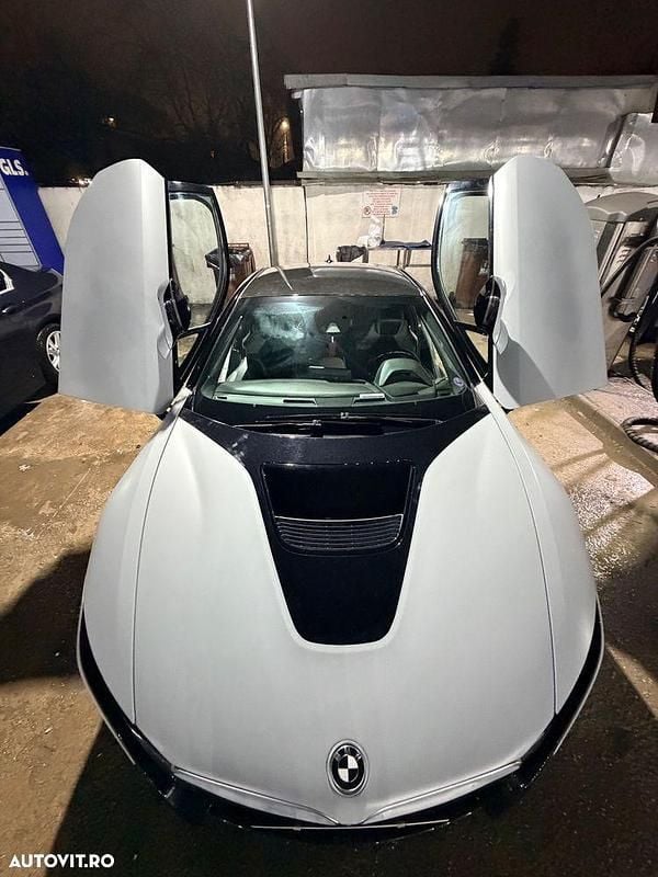 Second-hand BMW i8 Comfort Edition 362 CP (266 kW) 2017 Culoaregri Coupe