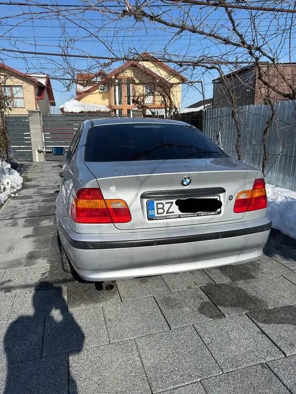 Second-hand BMW 318 143 CP (105 kW) 2003 Berlinǎ