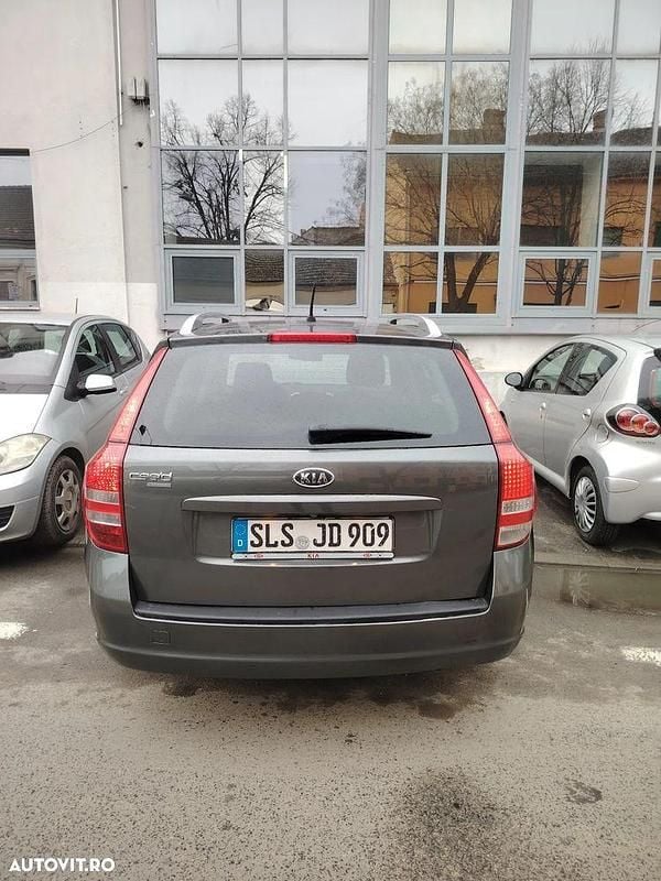 Second-hand Kia Ceed 90 CP (66 kW) 2011 Culoaregri Hatchback