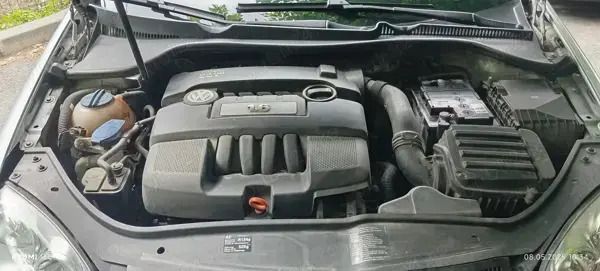 Utilizat 2008 VW Golf V Berlinǎ | 3.300 EUR (Preț OK) - Imagine 1/4