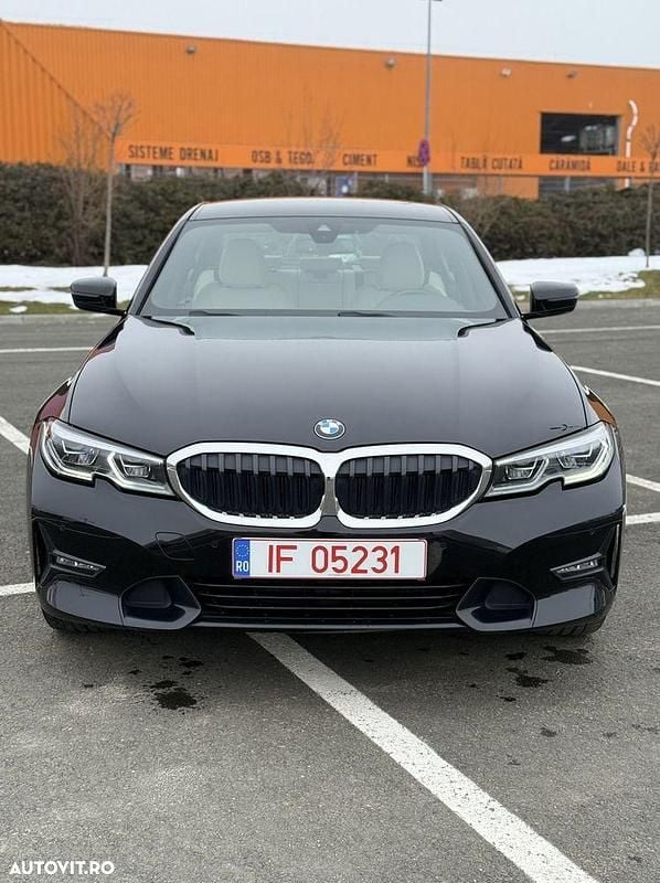 Second-hand BMW 320 Sport Line 184 CP (135 kW) 2021 Culoarenegru Berlinǎ