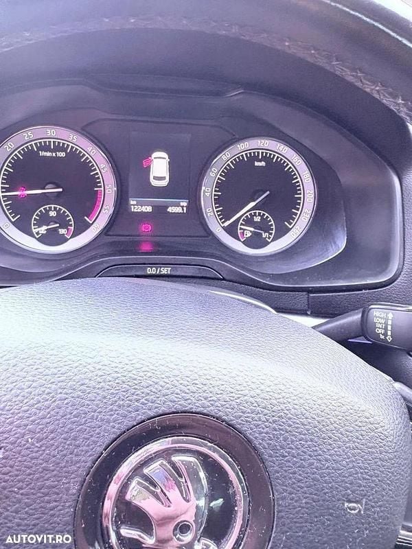 Second-hand Skoda Karoq Style 115 CP (84 kW) 2018 Culoareverde SUV