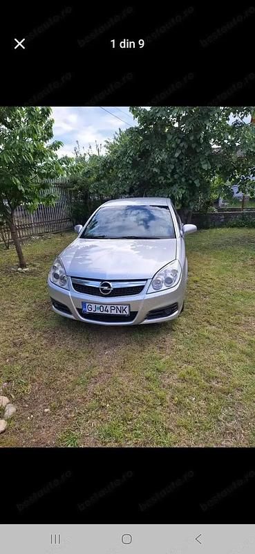 Gri Utilizat 2007 Opel Vectra Berlinǎ | 2.500 EUR (Puțin scump) - Imagine 1/4