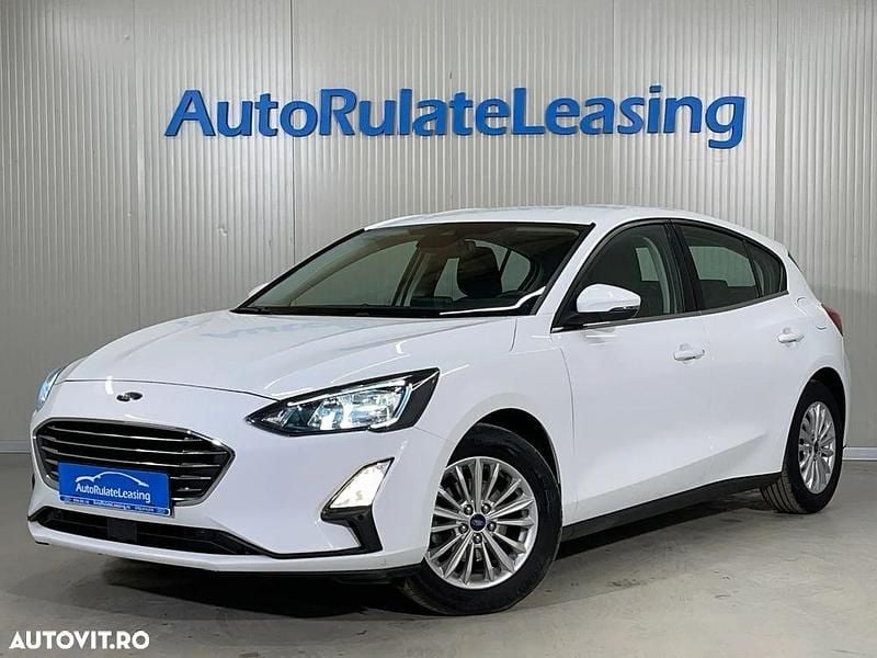 Culoarealb Utilizat 2021 Ford Focus Titanium Hatchback | 11.990 EUR (Preț bun) - Imagine 1/4