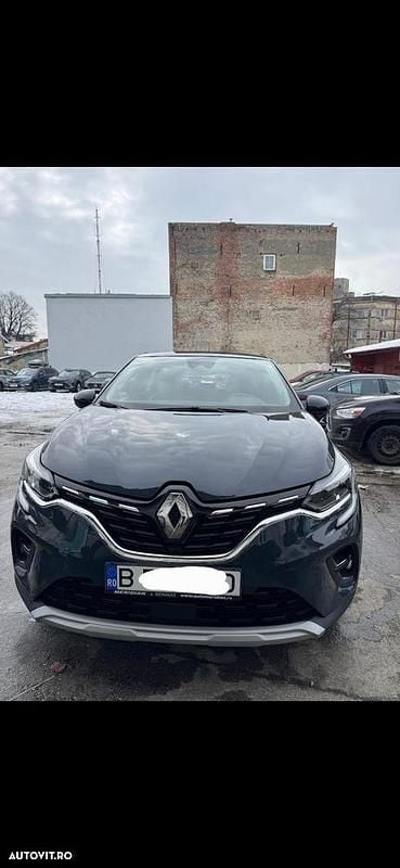 Second-hand Renault Captur Intens 92 CP (67 kW) 2022 Culoarealbastru SUV