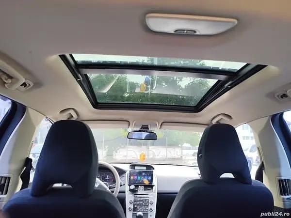 Negru Utilizat 2011 Volvo XC60 SUV | 7.500 EUR (Preț bun) - Imagine 1/4