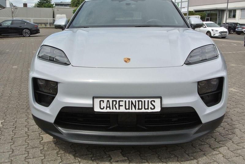 Utilizat 2025 Porsche Macan SUV | 85.038 EUR - Imagine 1/1