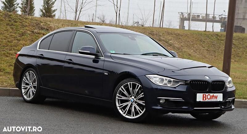 Second-hand BMW 328 Luxury Line 245 CP (180 kW) 2013 Culoarealbastru Berlinǎ