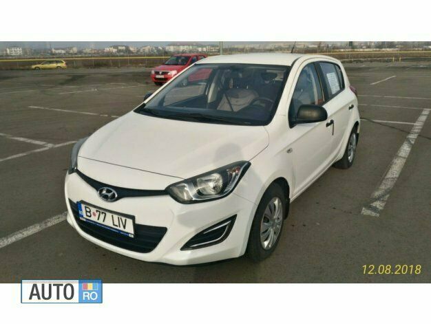 Alb Utilizat 2013 Hyundai i20 Hatchback | 5.900 EUR (Puțin scump) - Imagine 1/4