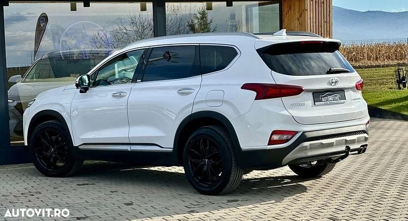 Second-hand Hyundai Santa Fe 200 CP (147 kW) 2020 Culoarealb SUV