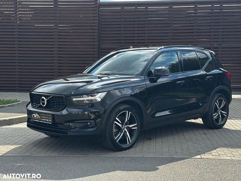 Second-hand Volvo XC40 R-Design 262 CP (192 kW) 2020 Culoarenegru SUV