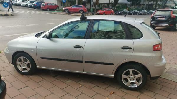 Utilizat 2003 Seat Ibiza Hatchback | 2.100 EUR (Preț bun) - Imagine 1/4