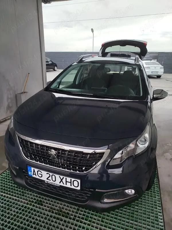 Utilizat 2018 Peugeot 2008 Style SUV | 8.400 EUR (Super Preț) - Imagine 1/4