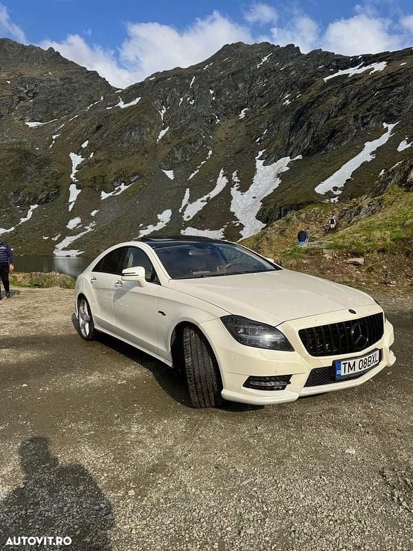 Second-hand Mercedes CLS350 265 CP (194 kW) 2013 Culoarealb Hatchback