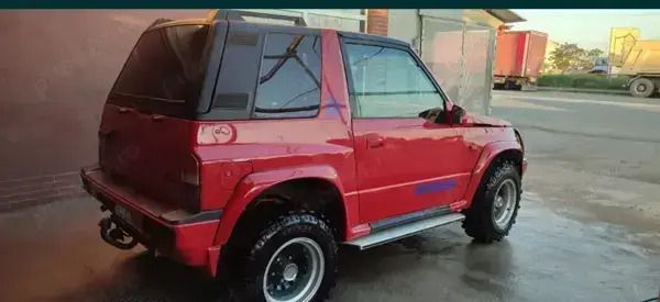 Utilizat 1994 Suzuki Vitara SUV | 4.500 EUR - Imagine 1/4