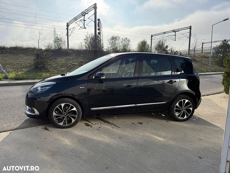 Second-hand Renault Scénic III Business 110 CP (80 kW) 2015 Culoarenegru Monovolum