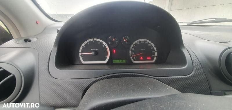 Culoarealb Utilizat 2010 Chevrolet Aveo Hatchback | 1.300 EUR (Preț OK) - Imagine 1/4