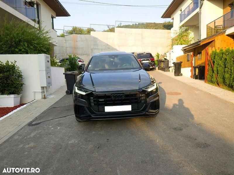 Culoaregri Utilizat 2019 Audi Q8 S-Line SUV | 50.000 EUR (Preț bun) - Imagine 1/4
