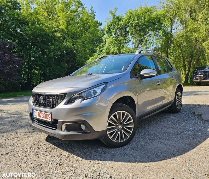 Argint Utilizat 2017 Peugeot 2008 SUV | 9.750 EUR (Preț OK) - Imagine 1/4
