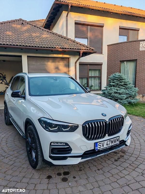 Culoarealb Utilizat 2019 BMW X5 xLine SUV | 33.500 EUR (Preț bun) - Imagine 1/4