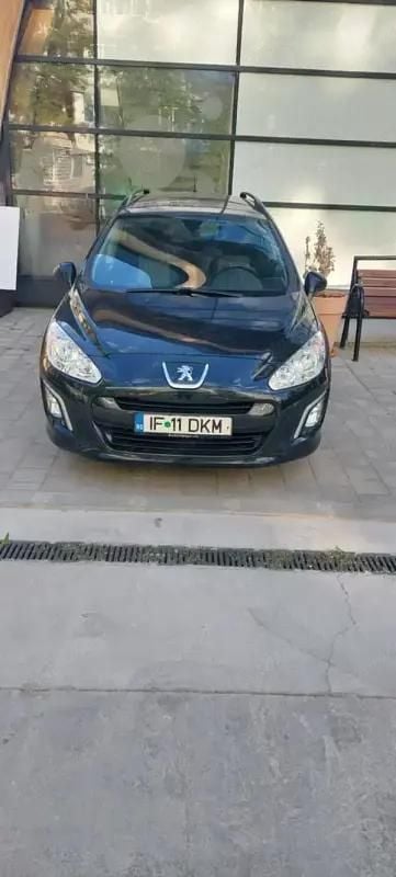 Negru Utilizat 2012 Peugeot 308 Break | 4.150 EUR (Preț OK) - Imagine 1/4