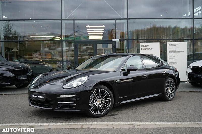 Culoarenegru Utilizat 2014 Porsche Panamera Berlinǎ | 32.991 EUR (Scump) - Imagine 1/4