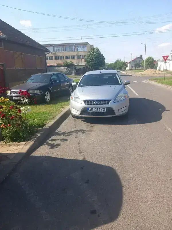 Utilizat 2007 Ford Mondeo Berlinǎ | 3.500 EUR - Imagine 1/4