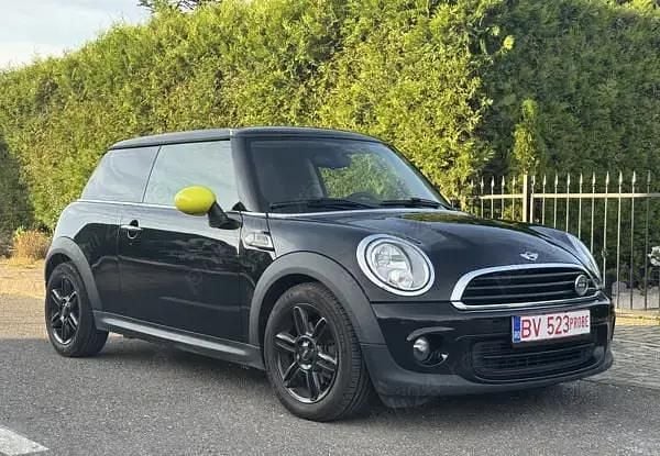 Negru Utilizat 2013 Mini ONE Chili Hatchback | 4.900 EUR (Preț OK) - Imagine 1/4