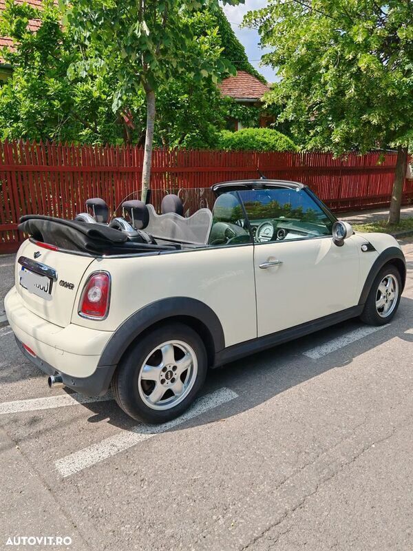Alb Utilizat 2009 Mini Cooper Cabriolet Cabrio | 6.500 EUR - Imagine 1/4