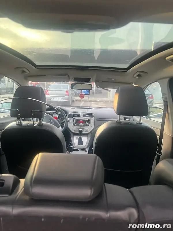 Negru Utilizat 2011 Ford Kuga SUV | 5.500 EUR (Preț bun) - Imagine 1/4