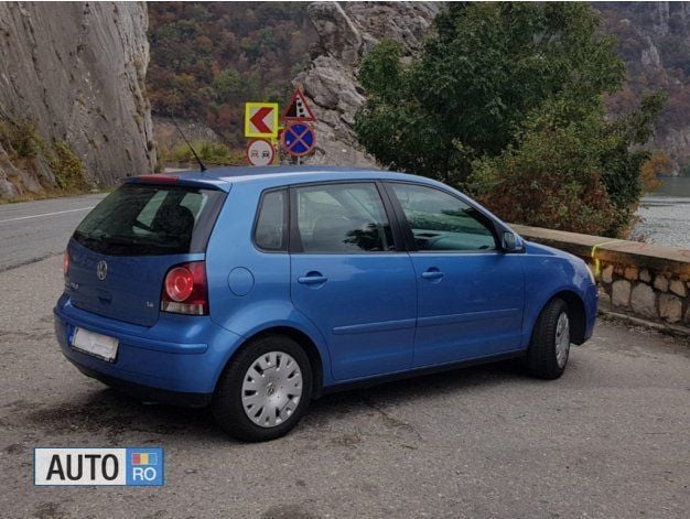 Second-hand VW Polo 80 CP (58 kW) 2008 Albastru Hatchback