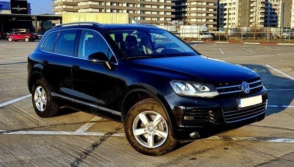 Negru Utilizat 2014 VW Touareg SUV | 18.000 EUR (Preț bun) - Imagine 1/4