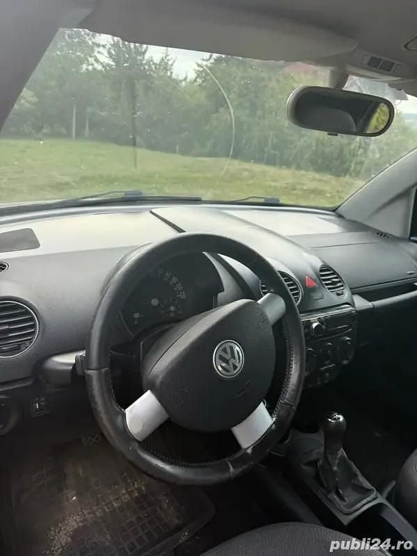 Utilizat 2009 VW Beetle Cabrio | 2.690 EUR - Imagine 1/4
