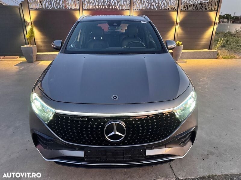Gri Utilizat 2022 Mercedes EQA250+ AMG line SUV | 29.000 EUR - Imagine 1/4