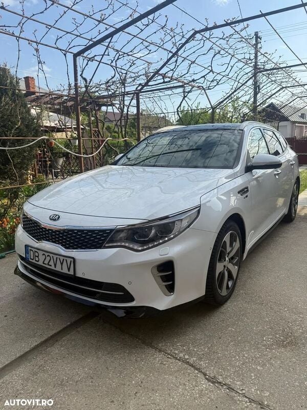 Alb Utilizat 2017 Kia Optima GT-Line Break | 11.600 EUR - Imagine 1/4